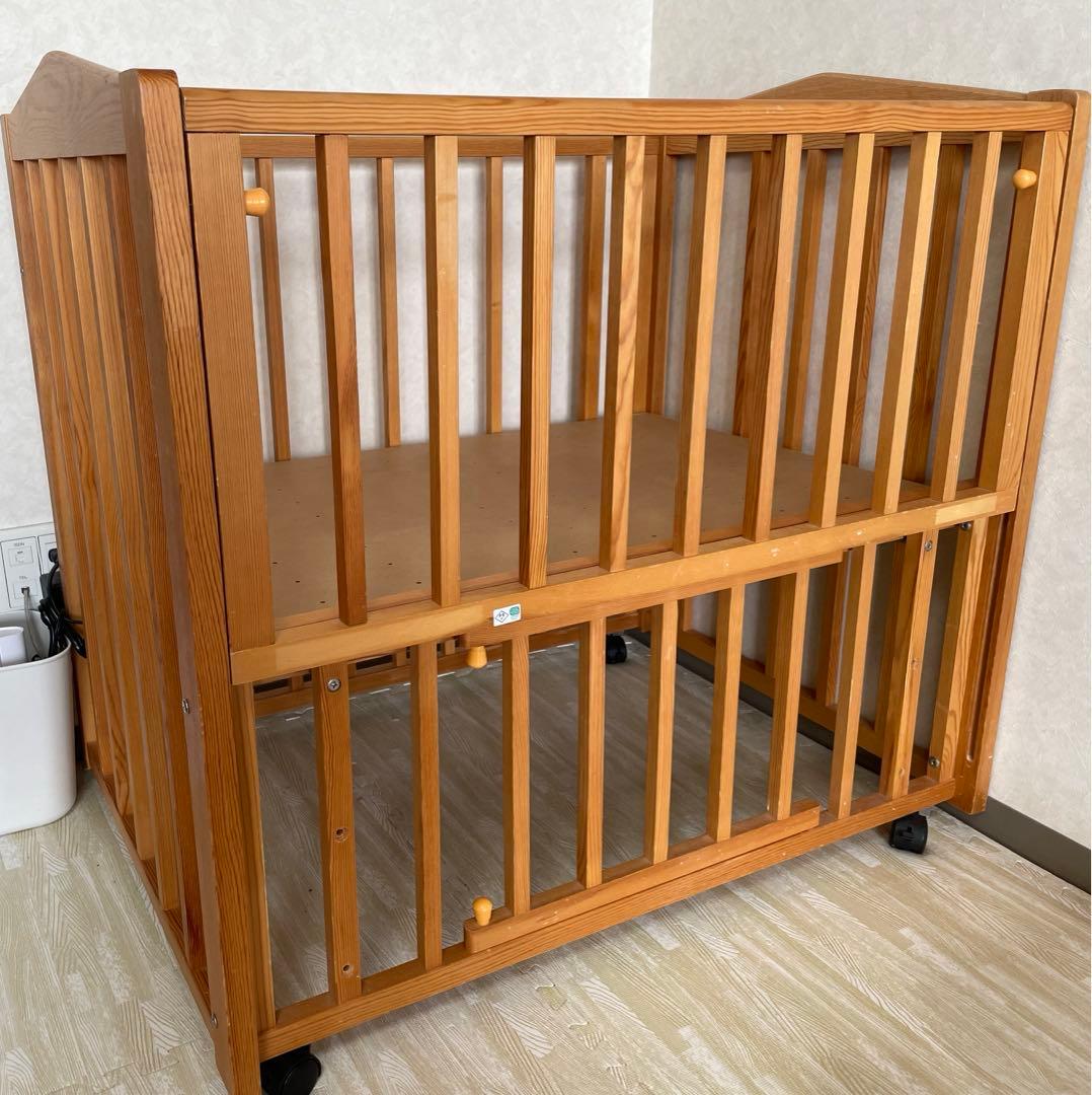 早得！【ヤトミ】ハピネス木製ベビーベッド キャスター、説明書付き