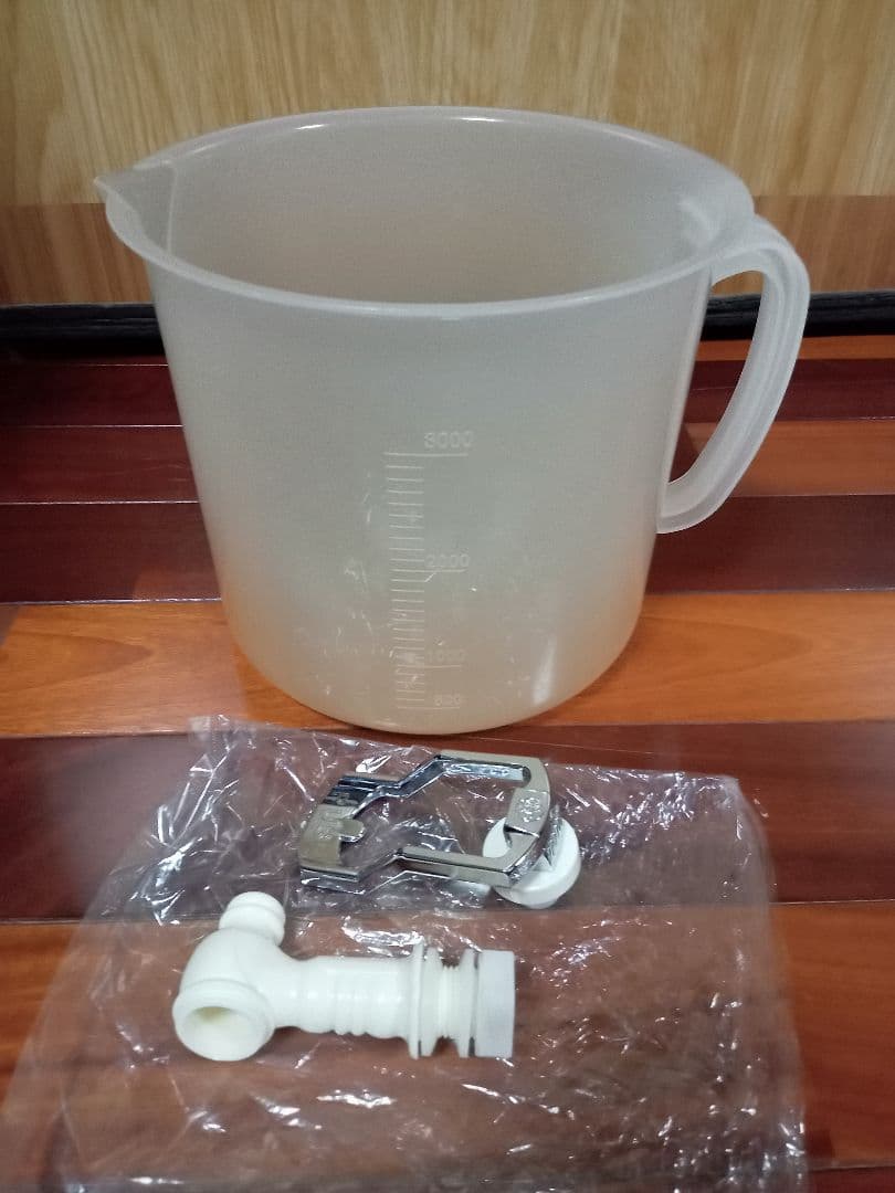 ポタポタクラブ クラブエコウォーター常温サーバー 本体 説明