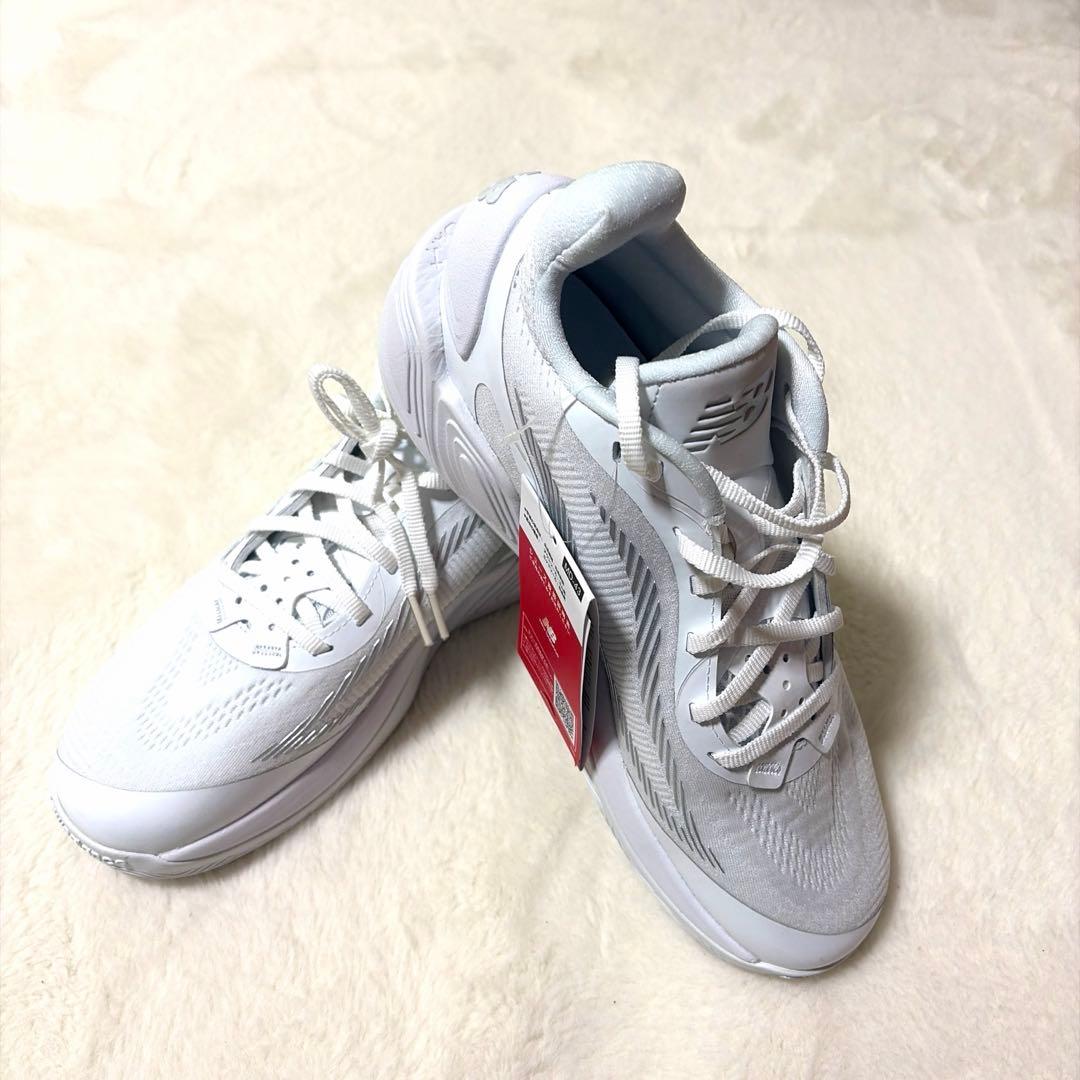 ニューバランス　TWO WXY V5 BB2WYWT5 2E 26.5センチ新品 New Balance（ニューバランス） TWO WXY V5 【BB2WYNV5】 バスケ