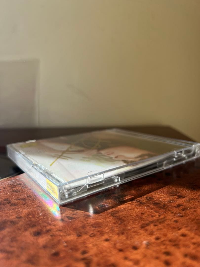 アリス＝紗良・オット『ピクチャーズ』DVD付限定盤 サイン入