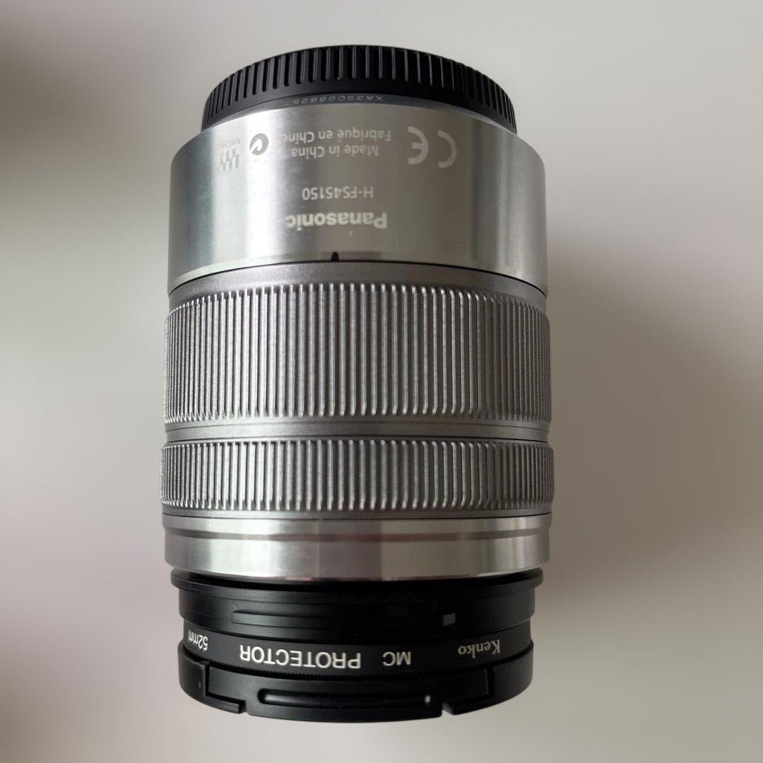 LUMIX 45-150mm F3.5-5.6 ズームレンズ