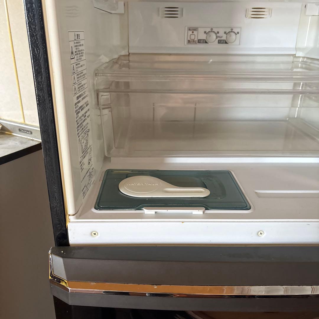 引き取り可能な方限定 三菱ブラック冷蔵庫 冷凍庫付き - 冷蔵庫