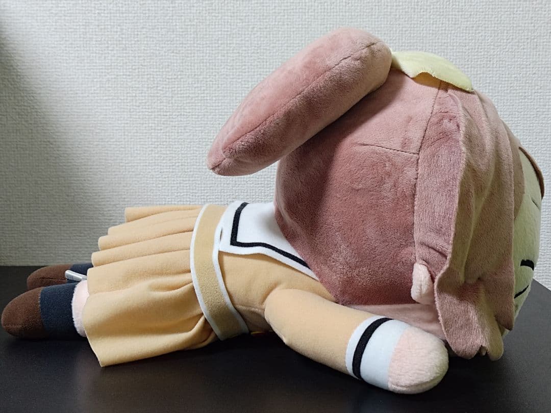 美品】バンドリ メガジャンボ寝そべりぬいぐるみ 山吹沙綾 ポッピン
