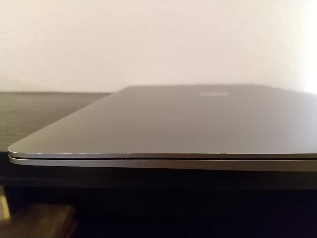 ジャンク品 画面にムラ有り MacBook Air (M1, 2020)（47） - メルカリ