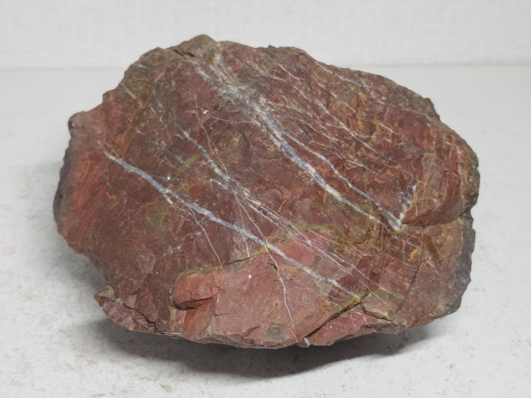 佐渡産 1.8kg 赤玉石 赤石 原石 鑑賞石 自然石 誕生石 鉱物 鉱石 水石