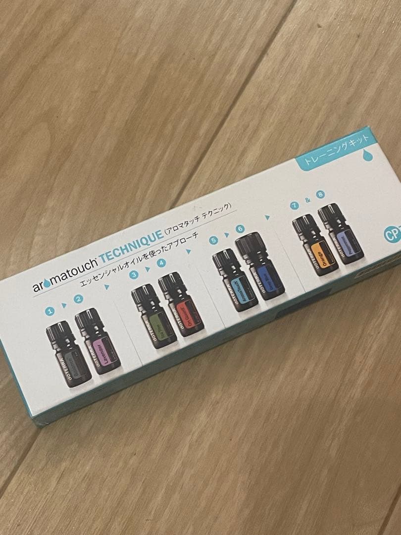 【値下げ】新品未開封 doTERRA ドテラ アロマタッチテクニック キット WA 森の音 デラックス登録キット - doTERRA TIMES