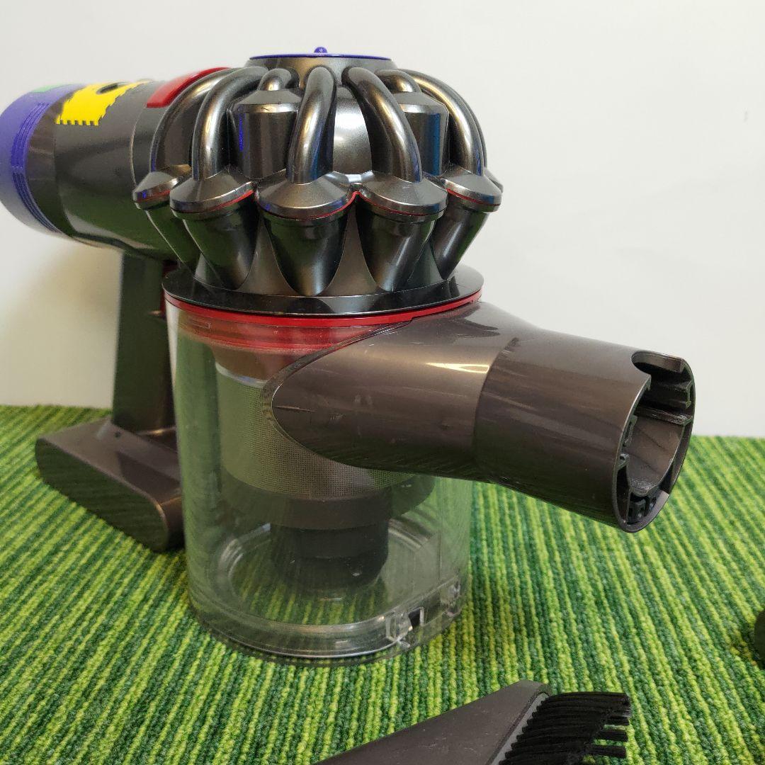 32分稼働 ダイソン コードレス掃除機 SV11 V7 - メルカリ