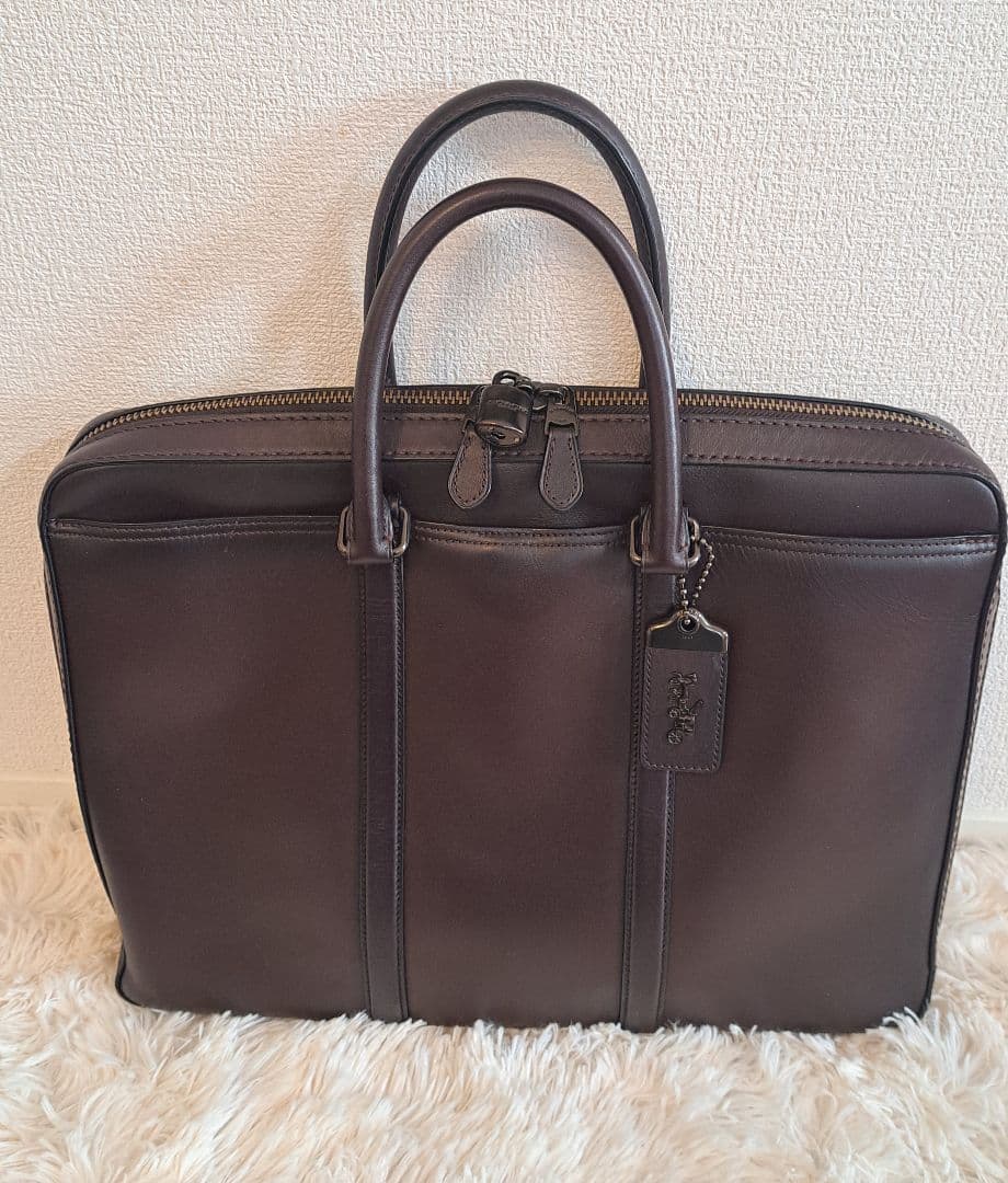 【値下げしました】COACH コーチ メトロポリタン スリムブリーフ COACH（コーチ）の「【コーチ】メトロポリタン スリム ブリーフ