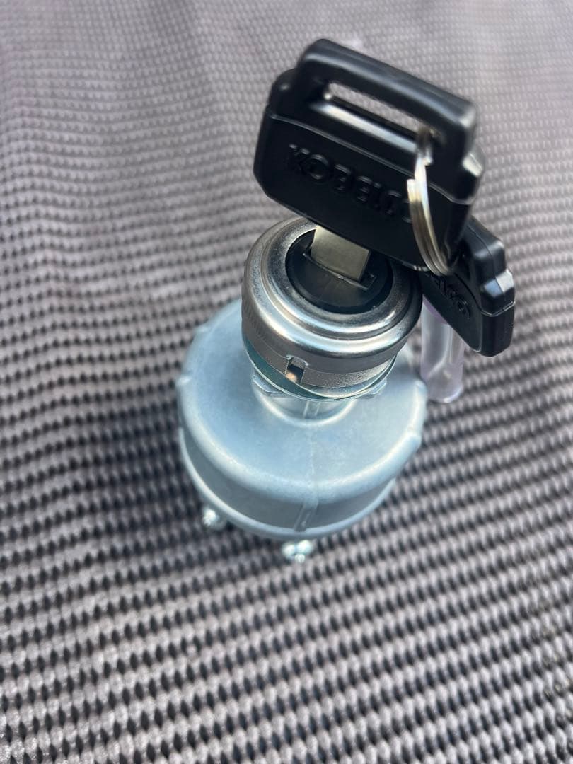 コベルコキーシリンダーK250 社外品 コベルコ 用 K250 キー 社外品 鍵 スペア キー 建機 重機