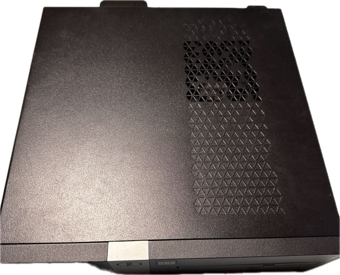 DELL VOSTRO 3471本体【第9世代i3Win11】 - メルカリ