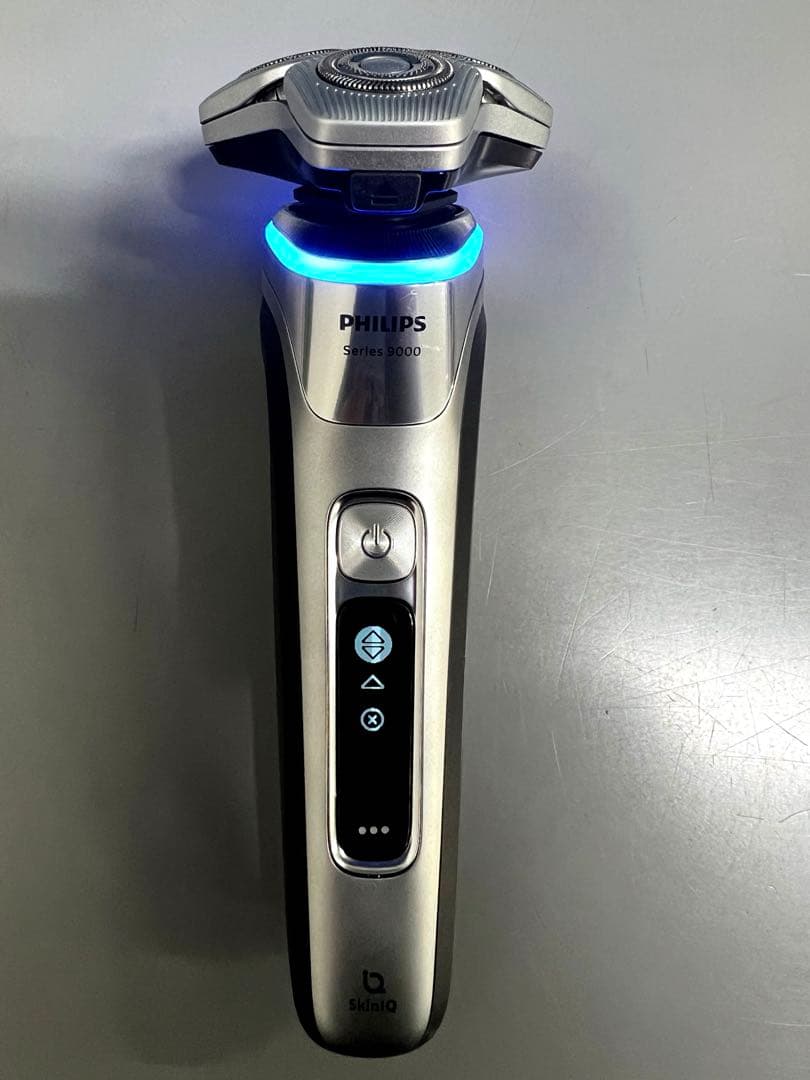 Philips Shaver series 9000 S9985 展示品未使用 Philips（フィリップス） 髭剃り 電動シェーバー メンズ 電動 S9000