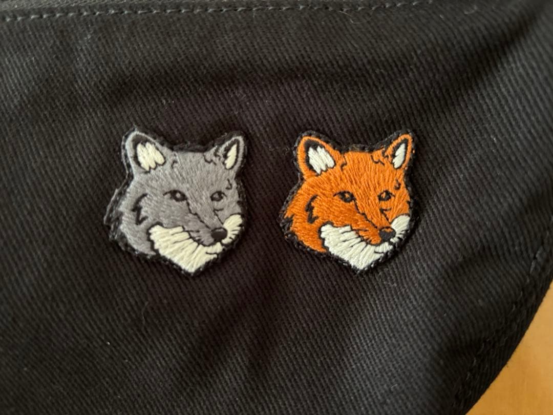 DOUBLE BOLD FOX HEAD BUMBAG - メルカリ