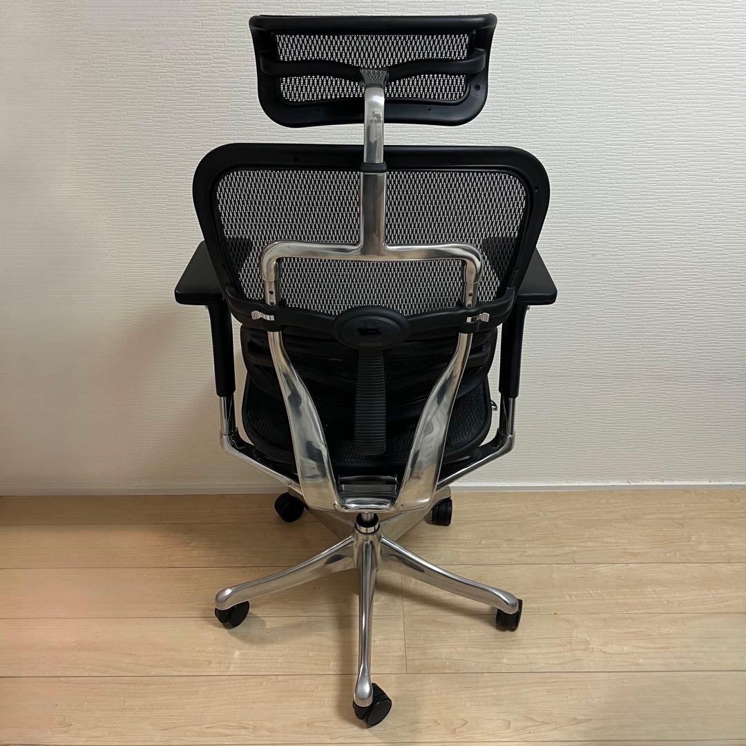 エルゴヒューマン プロ オットマン内蔵型 ヘッドレスト有り ブラック