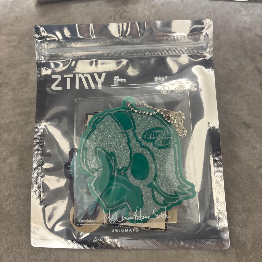 石川】ずとまよ コズ団 ご当地リフレクターキー - メルカリ