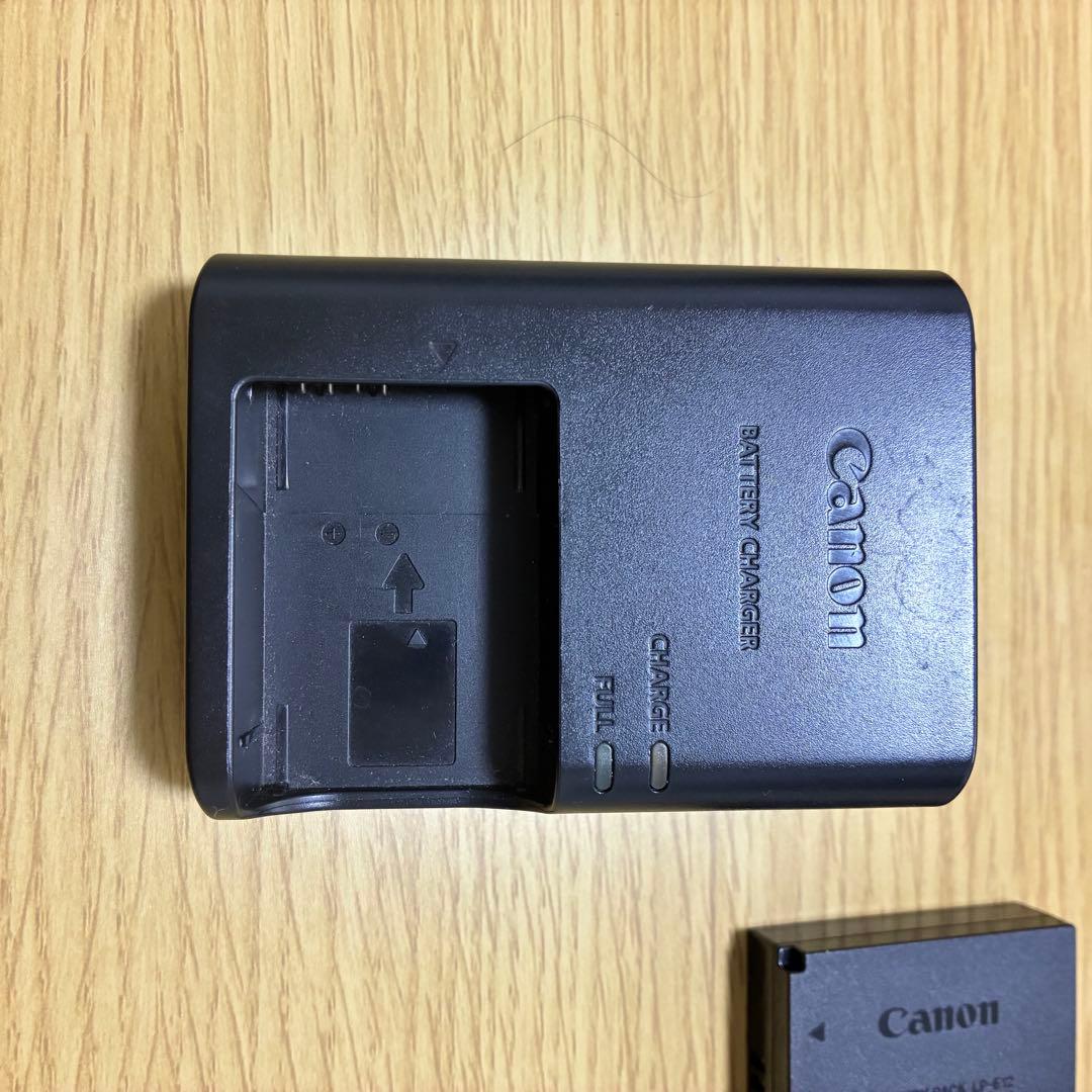 さぴたん☆様専用Canon EOS M100ミラーレスカメラ 本体 SDカード付