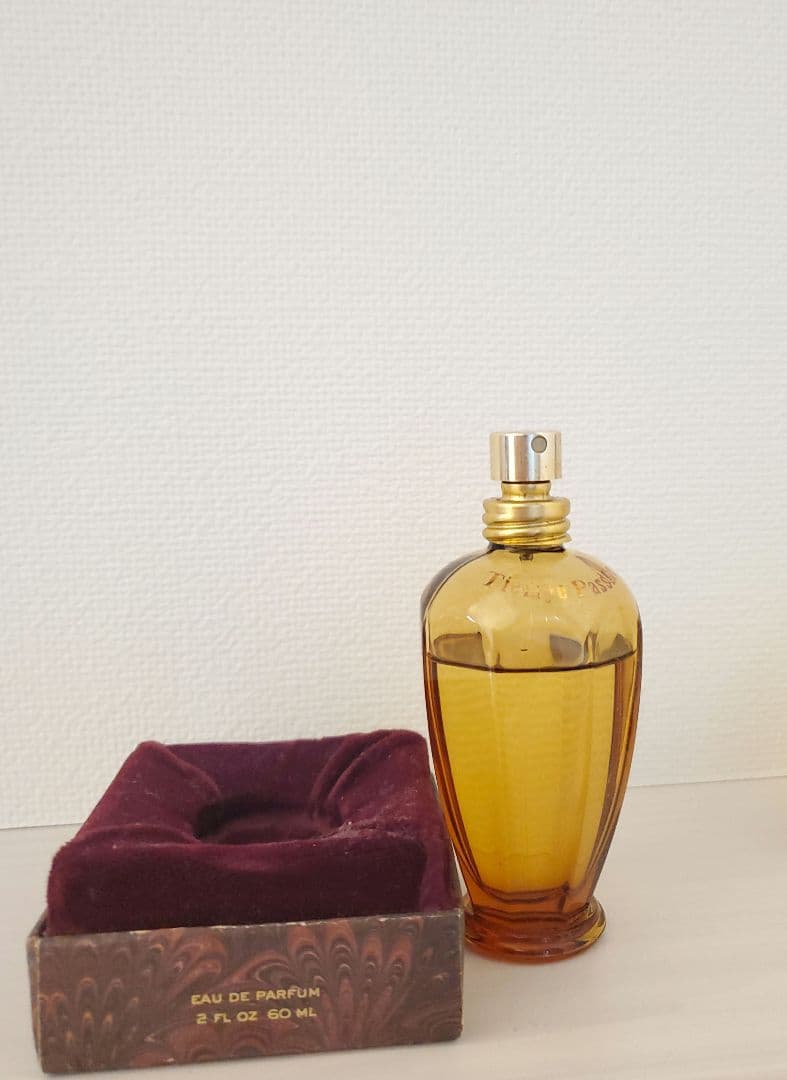 『希少』アントニアズフラワーズ【ティエンペパッテサ】廃盤 香水60ml FG_170_1-825x510.jpg.webp