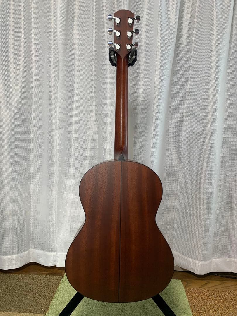 K.Yairi RF-65 HB L.R.Baggs LYRICピックアップ搭載