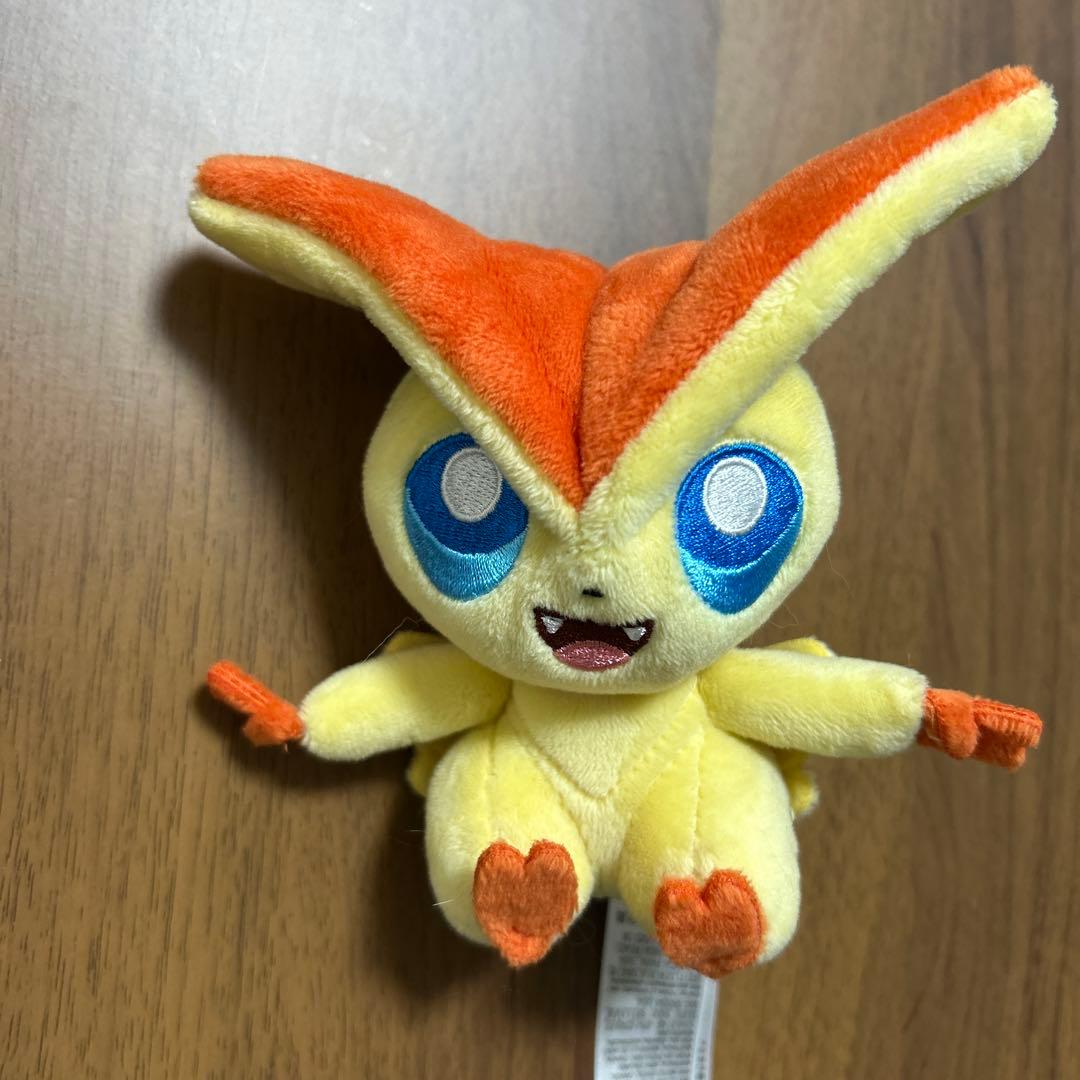 ポケモン ビクティニ ぬいぐるみ ポケモンセンター - メルカリ