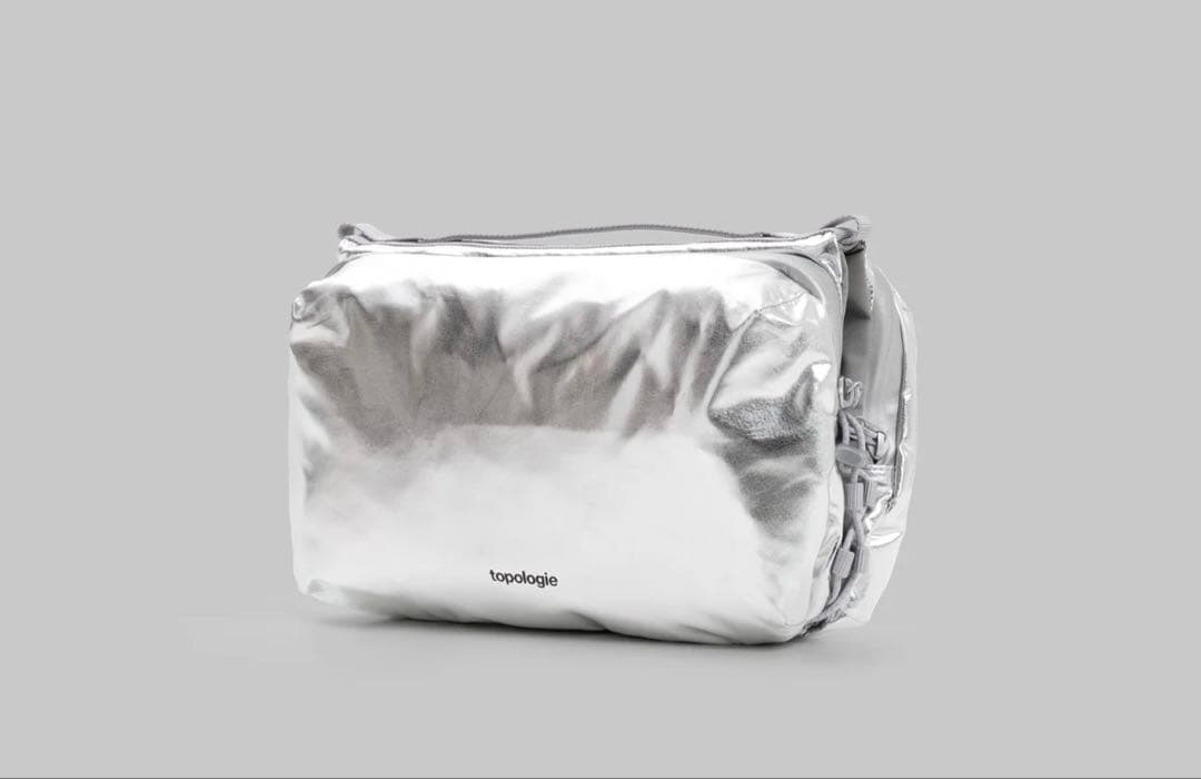 新品☆topologieトポロジー ボトルサコッシュラージ＋ストラップ