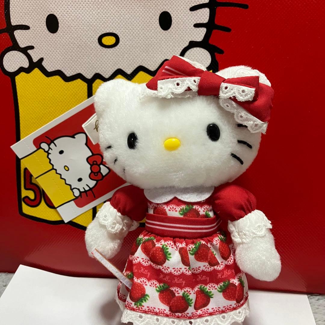 ハローキティ展 いちごドレス 限定 - メルカリ