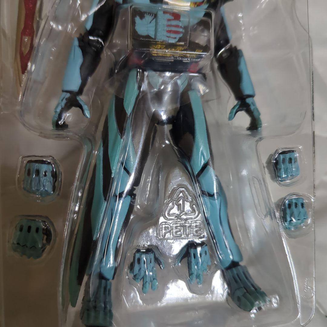 即購入可能　S.H.Figuarts 仮面ライダーセイバー プリミティブドラゴン