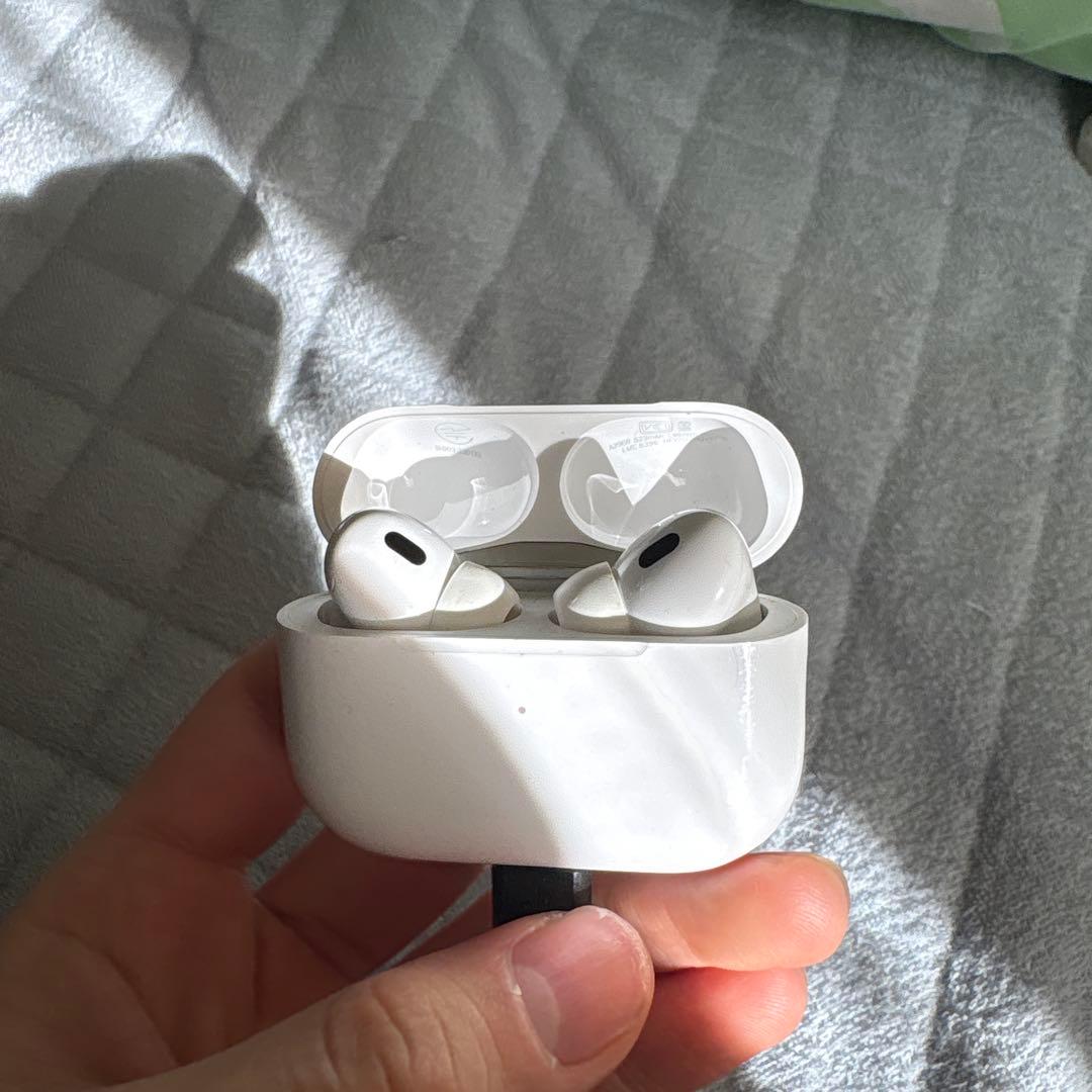 AirPods Pro 2 第二世代　Type-c アップルAirPods Pro（第2世代）USB Type-C版レビュー。Lightning版と