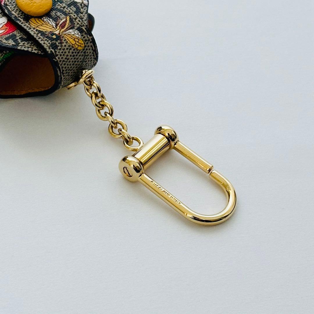 希少×美品】GUCCI グッチ AirPodsケース GGフローラ チャーム