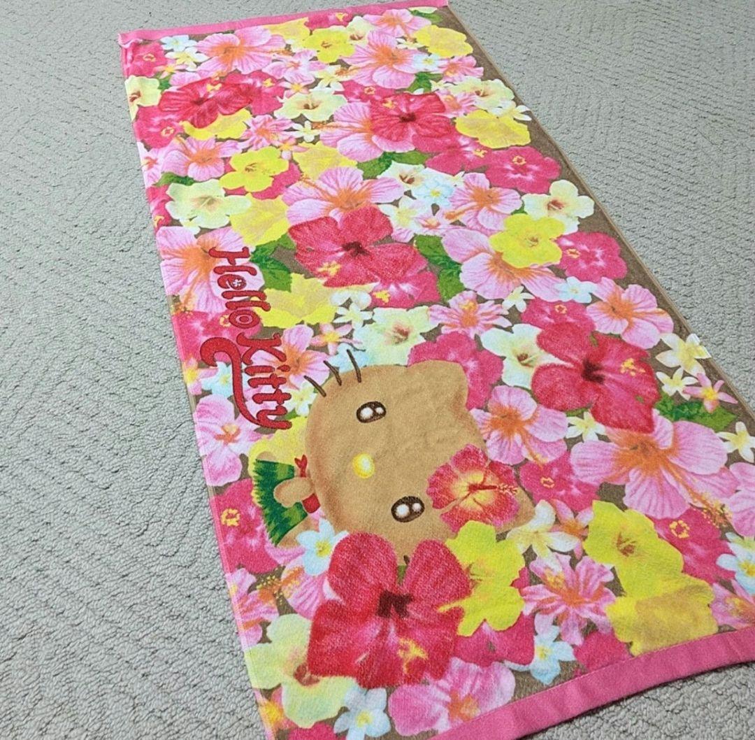 日焼け ハローキティ 花柄タオル ハイビスカス - メルカリ