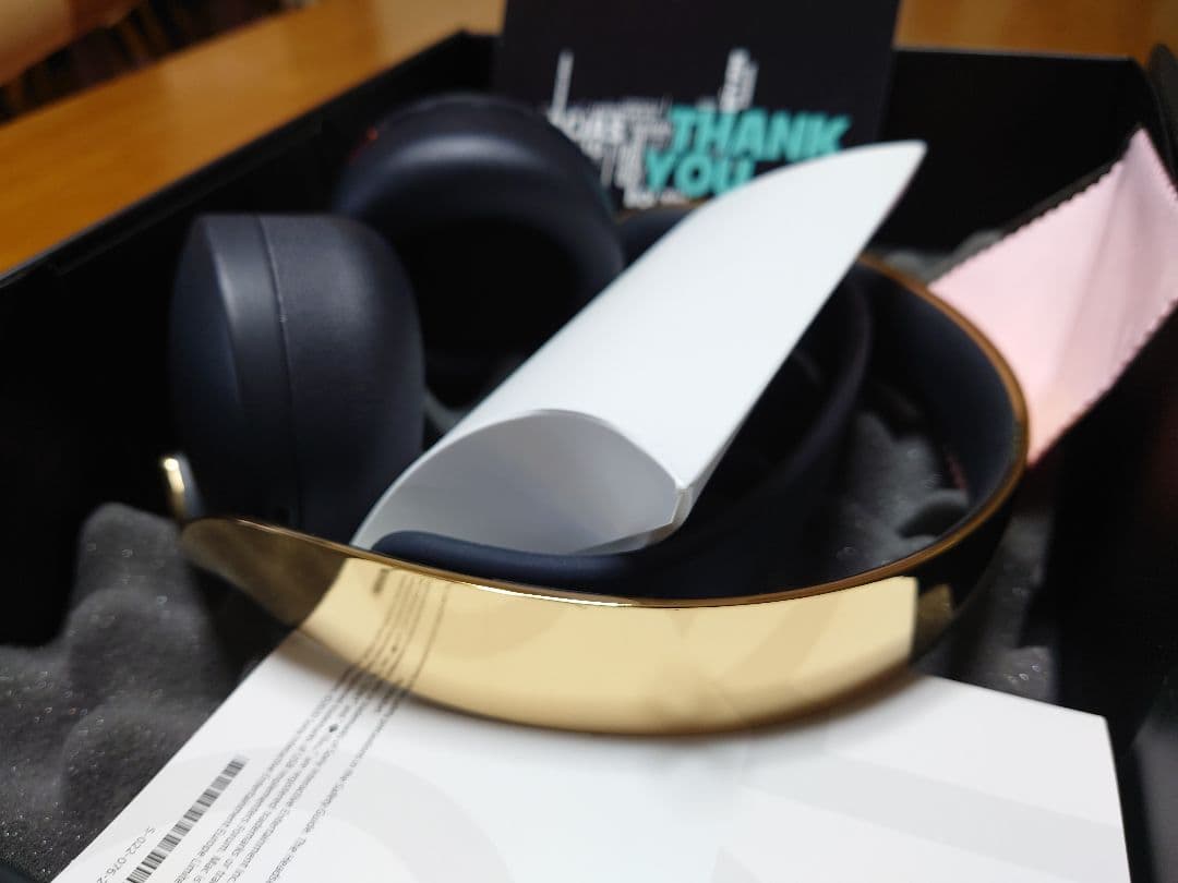 24k 純金 PS5付属ワイヤレスヘッドフォン PULSE 3D ワイヤレスヘッドセット | PS5用公式3Dオーディオヘッド