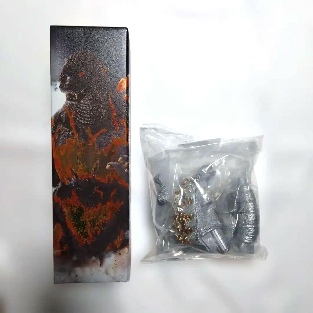 バーニングゴジラ フィギュア 日本酒 - メルカリ