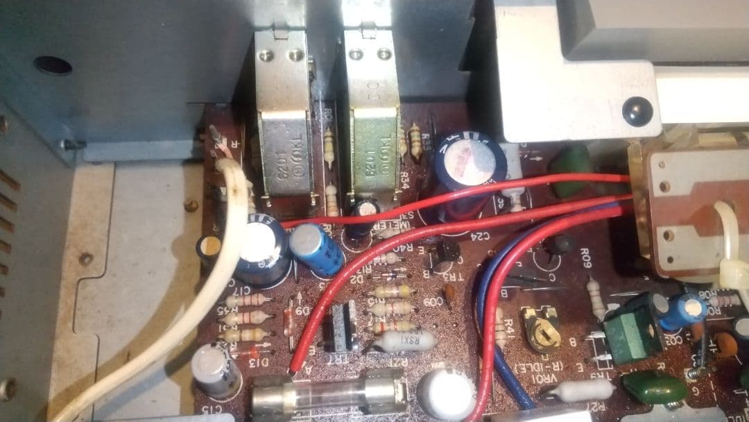 東芝 Aurex SC-335 アナログレベルメーター搭載 ステレオパワーアンプ