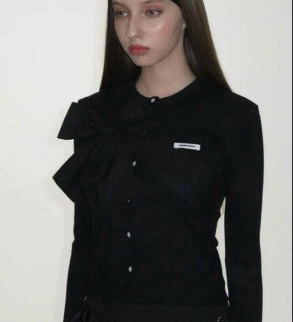 2/6まで値下げ 新品 crank リボンニットカーディガン 黒 - メルカリ