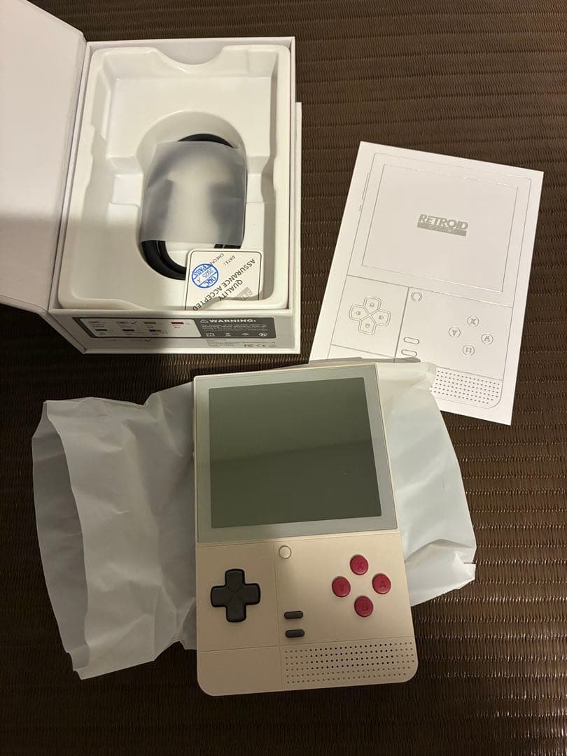 Retroid Pocket Classic ホワイト Classic Retro Handheld Game Console 3.92