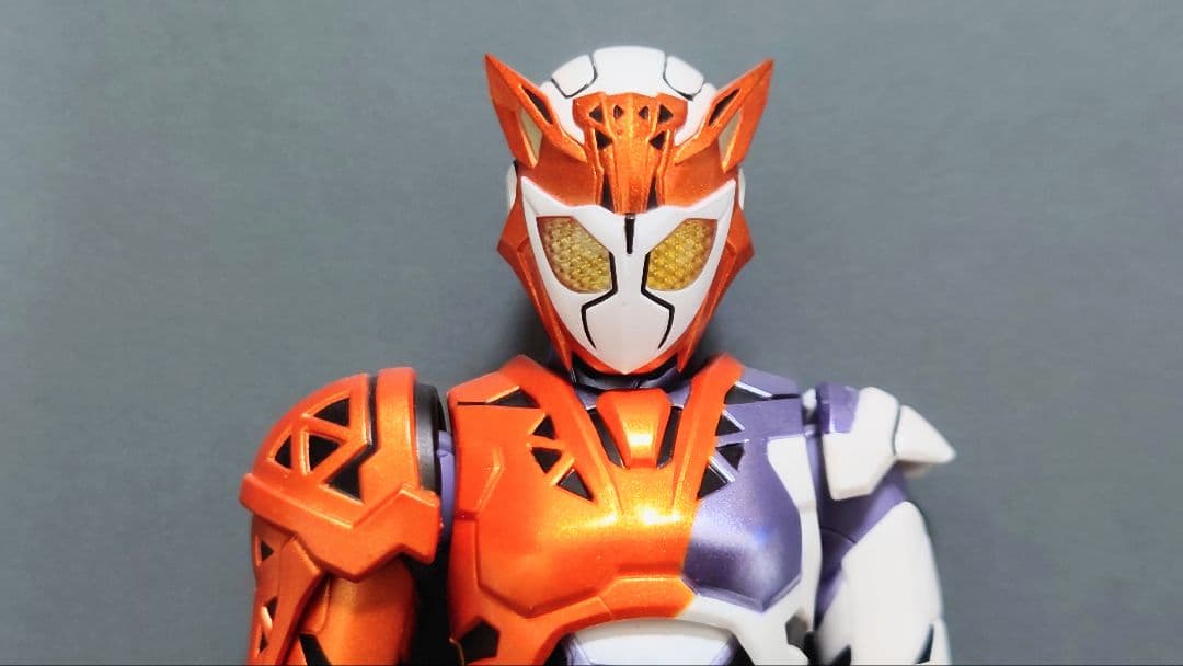 S.H.Figuarts 仮面ライダーバルカン＆バルキリー 2体セット