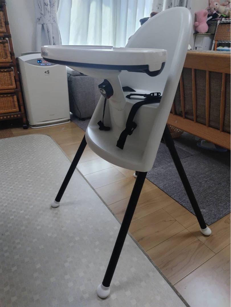 ベビービョルン ハイチェア（ハーネス付）6ヶ月〜2歳 折りたたみ式