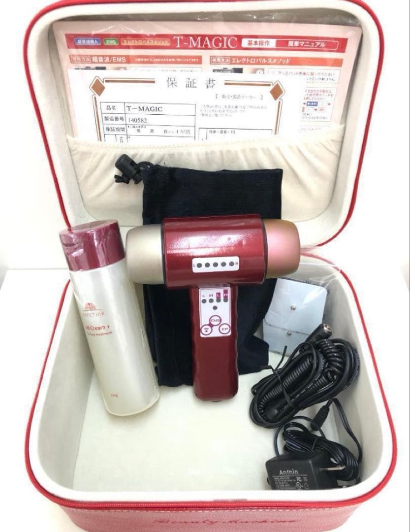新品・未使用】T-MAGIC ティーマジック 赤 美顔器 小顔 美容液付き