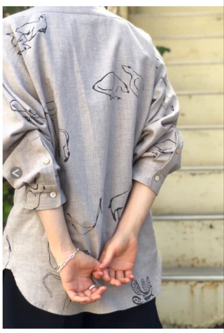 WRYHT☆ライト アニマル柄シャツ (ROKU・fumika） - メルカリ