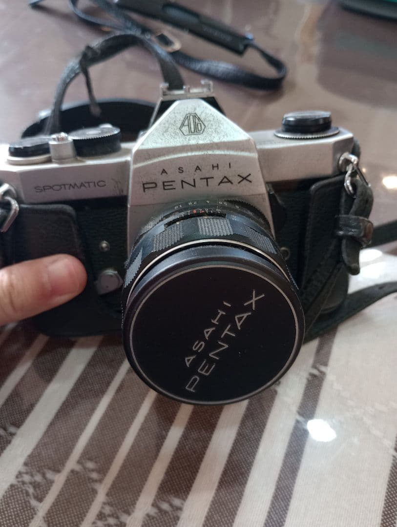 pentax spotmatic　ペンタックス　フィルムカメラ　レンズ7つ付き 初めての一眼レフとしておすすめのPENTAX SP』｜フィルムカメラの魅力