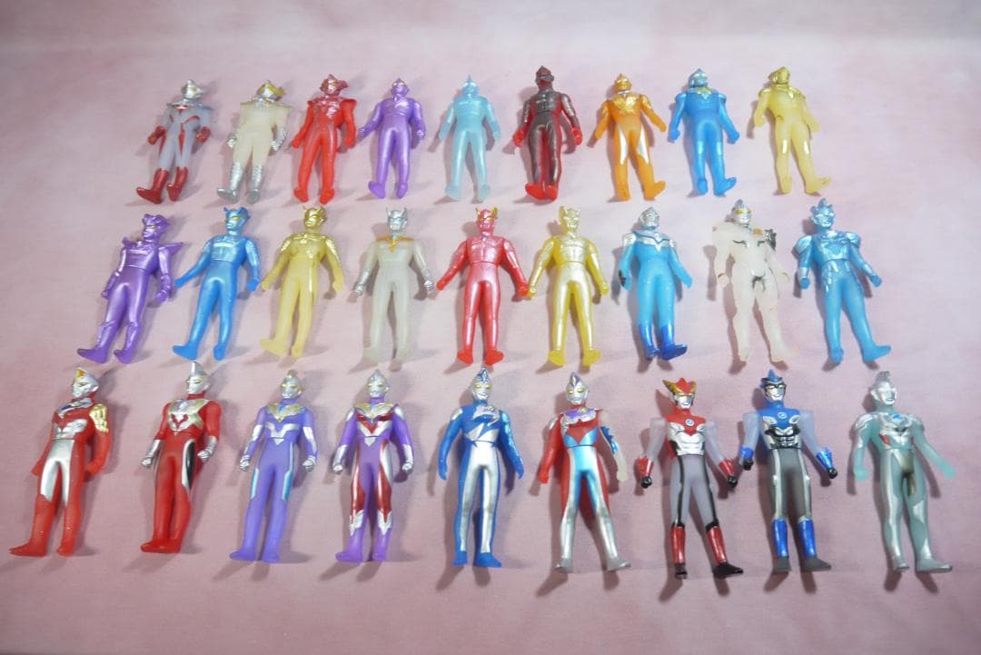 ウルトラヒーローシリーズ　限定ソフビ　27体 各店舗限定ウルトラヒーローソフビセットが「トイザらス
