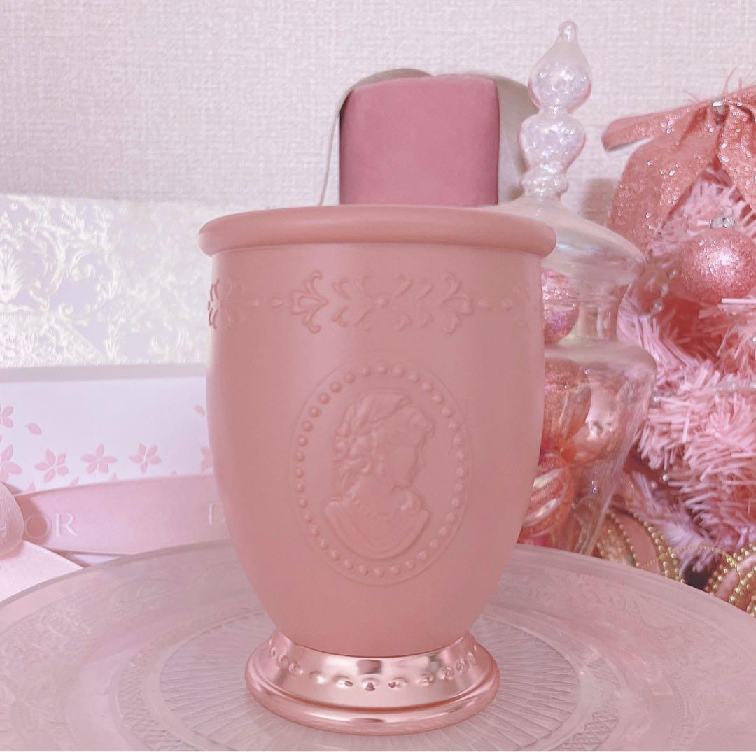 レア♡最安値♡レ・メルヴェイユーズラデュレ ブラッシュホルダー