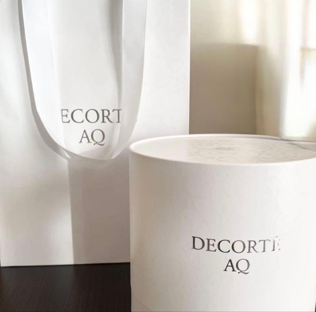 コスメデコルテ　ＡＱ　ラディアンスコフレ クリスマスコフレ コスメデコルテ最高級「AQ」24年クリスマスコフレ、“ライン使いOK”化粧