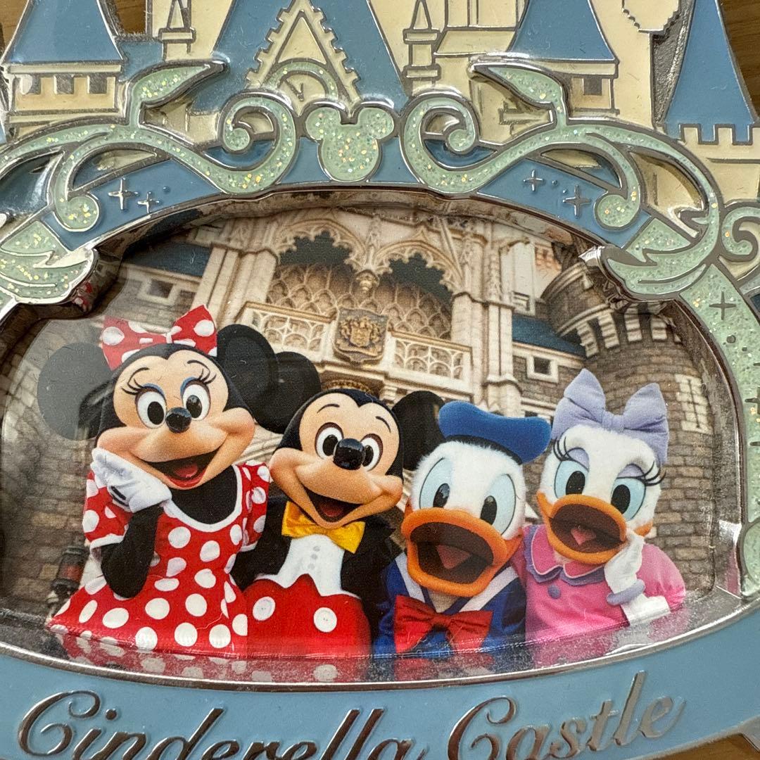 美品】東京ディズニーランド シンデレラ城 写真立て - メルカリ