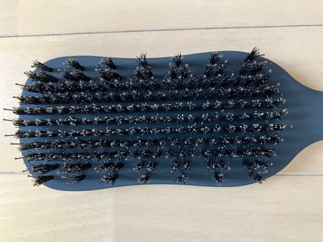 strainia《ストレーニア》ケアストレートブラシ