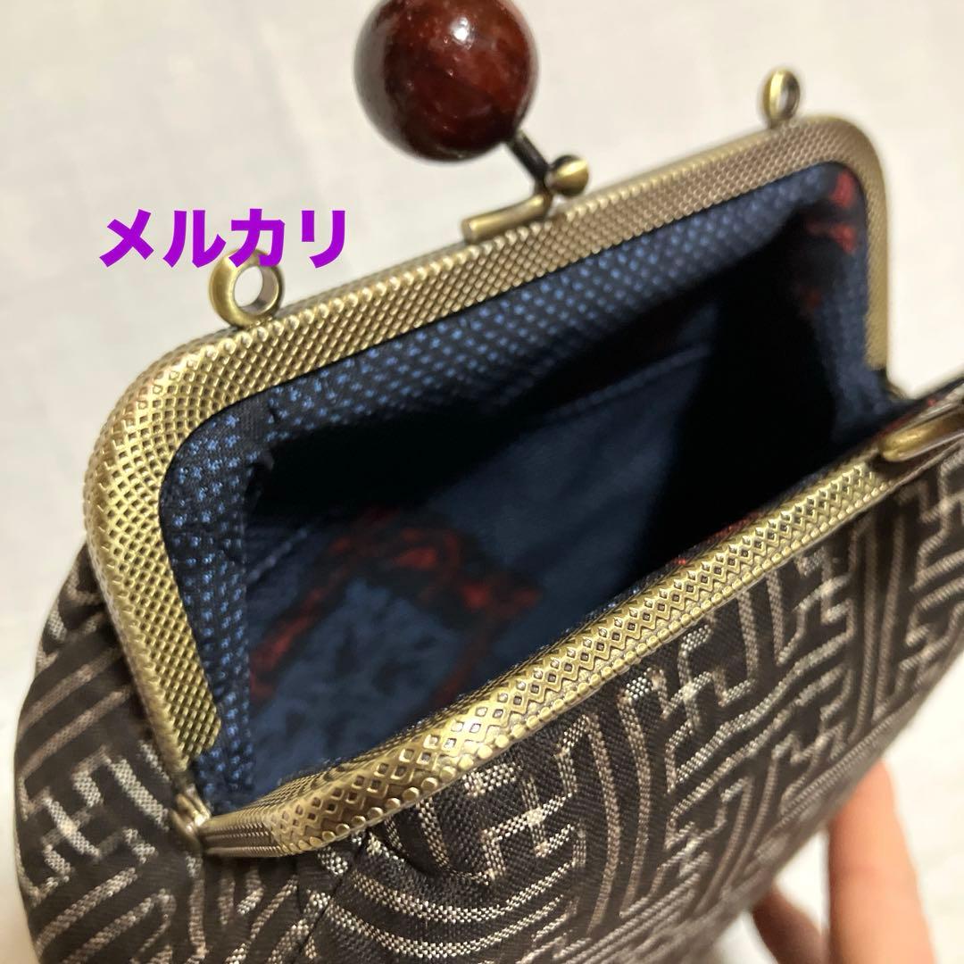 泥大島紬龍郷 秋名バラ8玉 がま口スマホショルダーバッグ