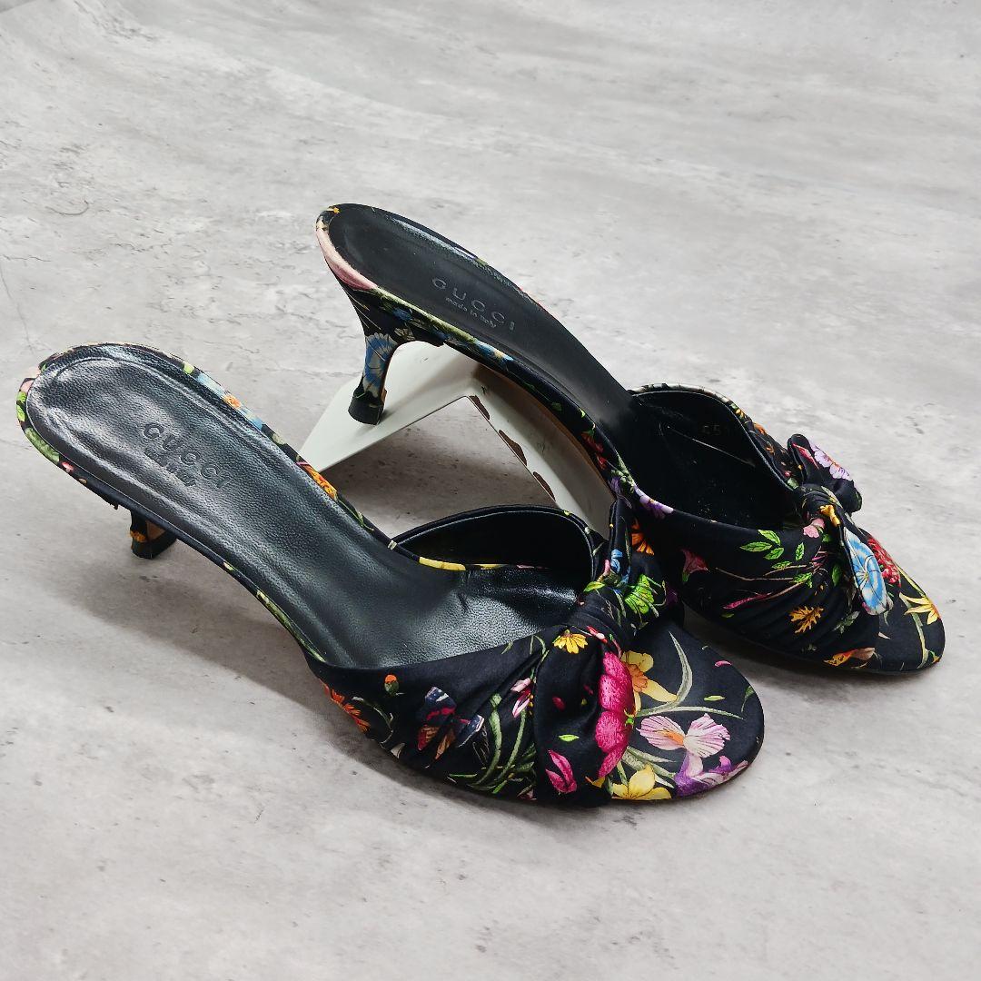 ✨美品✨ グッチ レディース フローラ サンダル ブラック系 総柄 36.5C