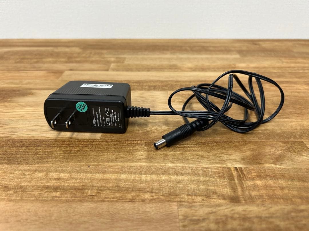 4Kモニター Vマウント＆AC エスケイネット15.6型 SK-4KM156