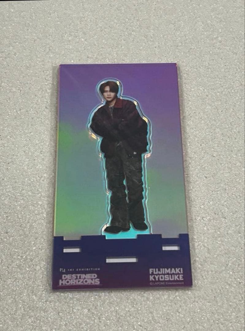 藤牧京介 ini exhibition アクリルスタンド アクスタ グッズ 展示