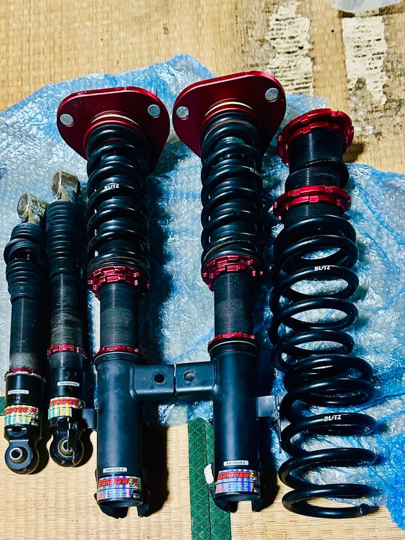 見切り処分！ハリアー　BLITZ ダンパーZZR 見切り処分！ハリアー BLITZ ダンパーZZR - メルカリ