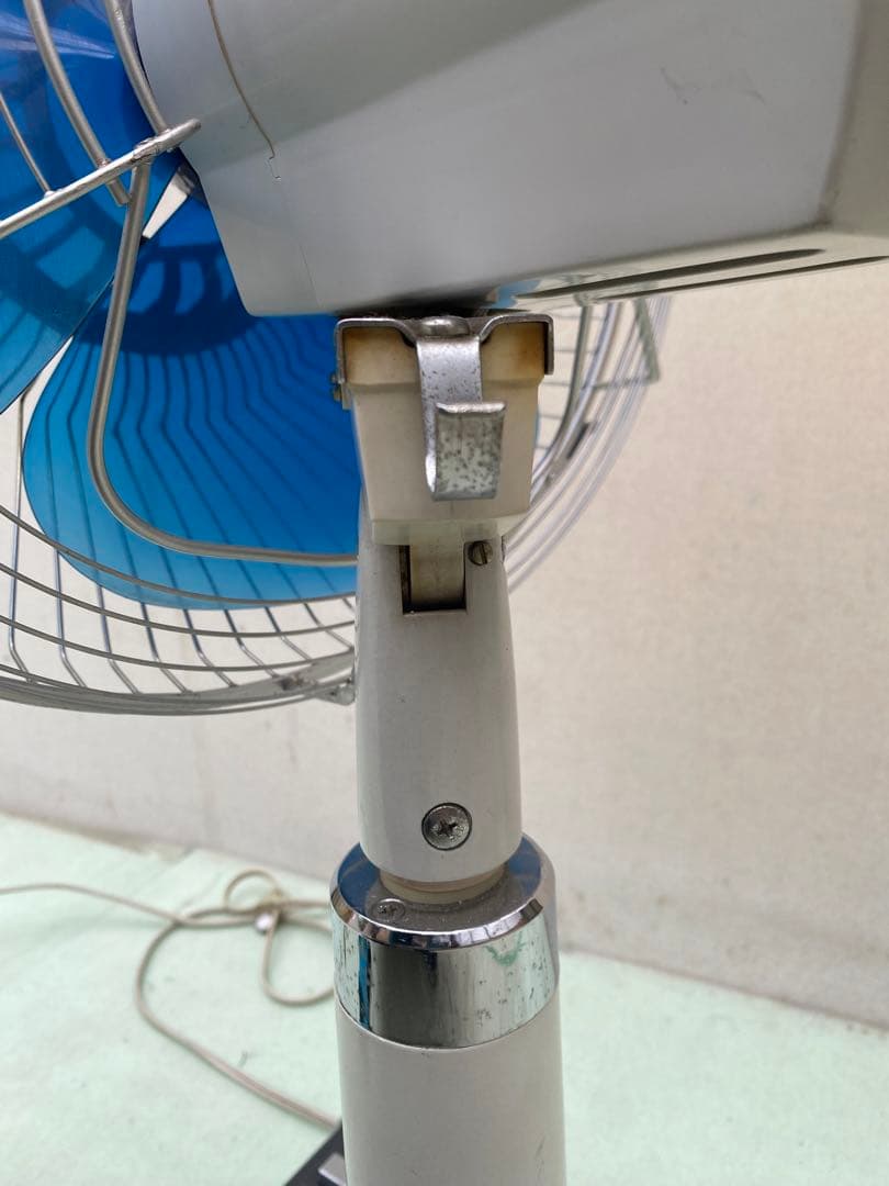 昭和レトロ 東芝扇風機 レトロ扇風機SF-30L 1969年 - メルカリ