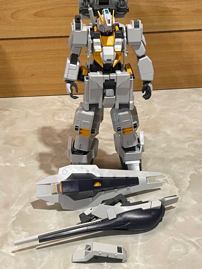 GUCCI Gロゴ アイスキューブ型 2色セット